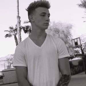 Meet your Posher, Jake